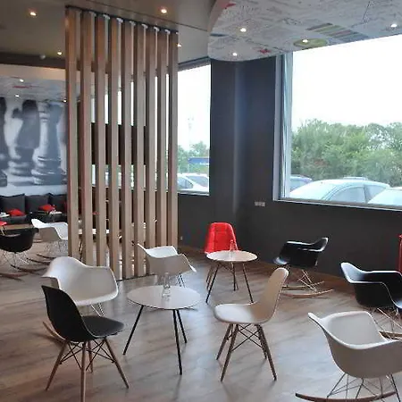 فندق Ibis Airport