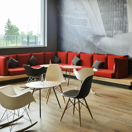 Ibis Airport Hotel 3*