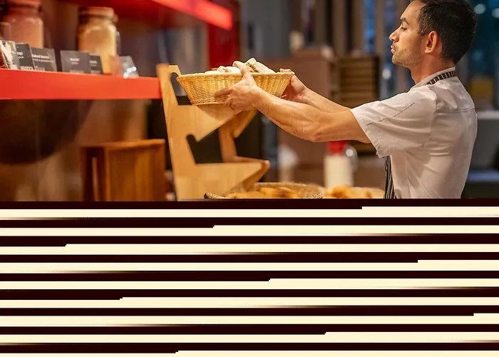 Ibis Airport Хотел