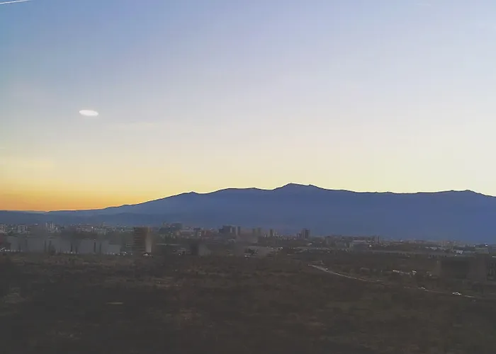 Ibis Airport Хотел 3*