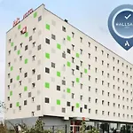 Hotel Ibis Airport
