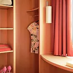 Ibis Airport Хотел