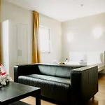 Hotel Ibis Airport
