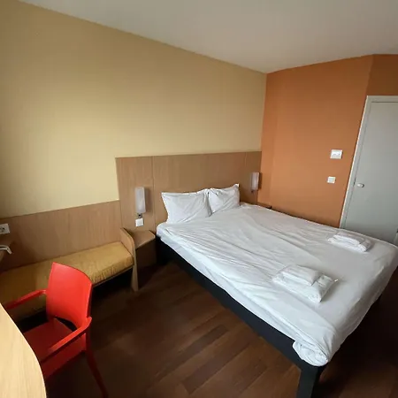 Ibis Airport Hotel