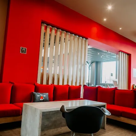 Ibis Airport 3*
