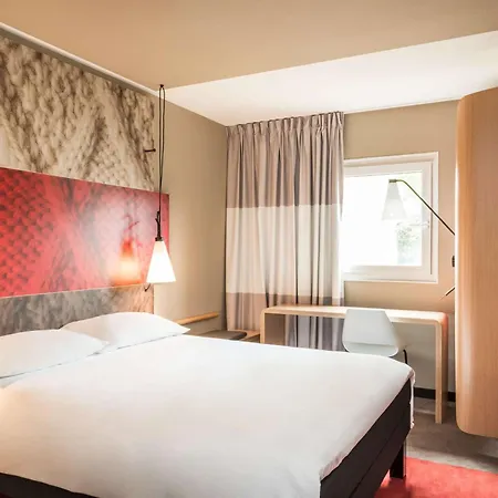 Ibis Airport 3* Sofia