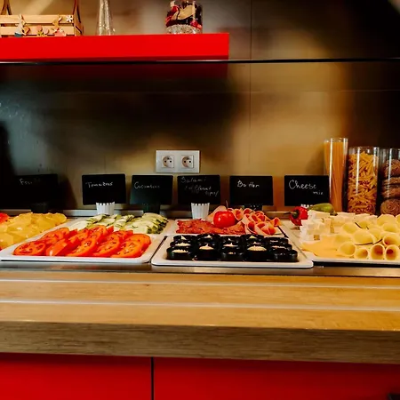 Ibis Airport Szálloda 3*