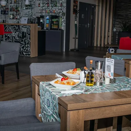 Ibis Airport Szálloda