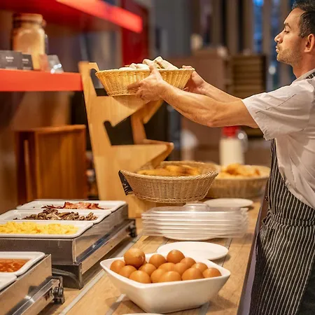 Ibis Airport Szófia