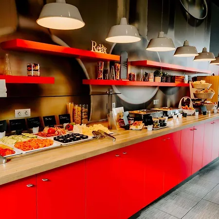 Ibis Airport 3* Sofía