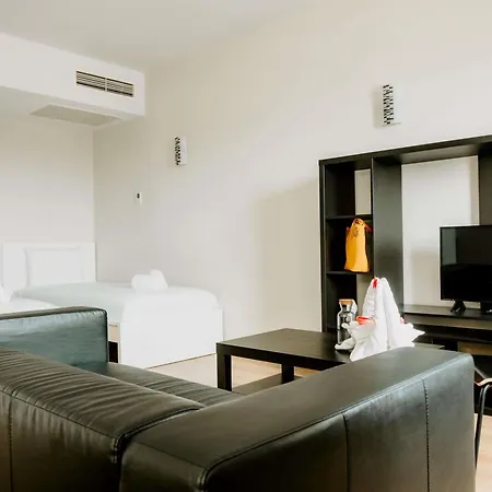 Ibis Airport Hotell