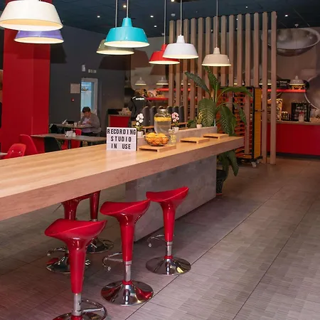 Ibis Airport Szófia