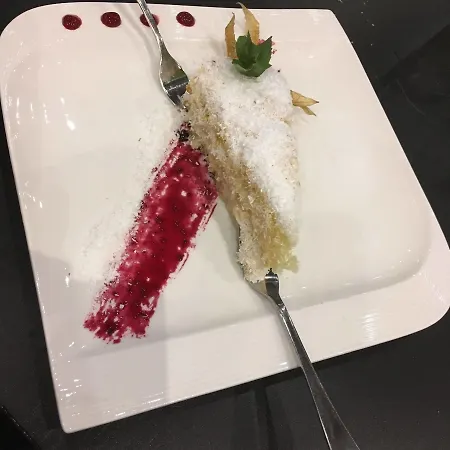 ホテル イビス エアポート 3*