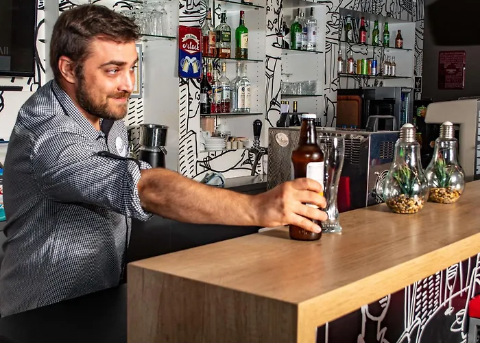 Hotell Ibis Airport 3*