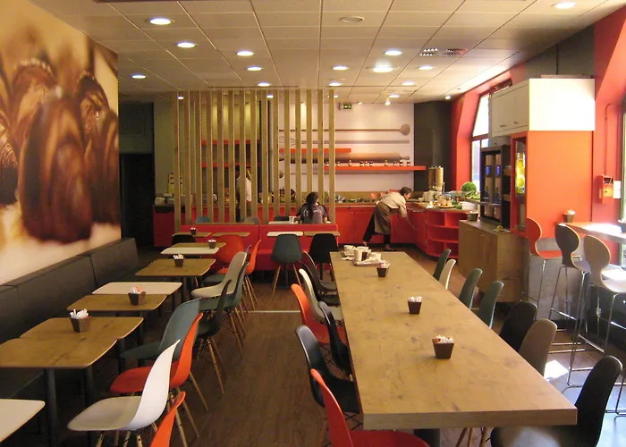 Ibis Airport Hotel 3*