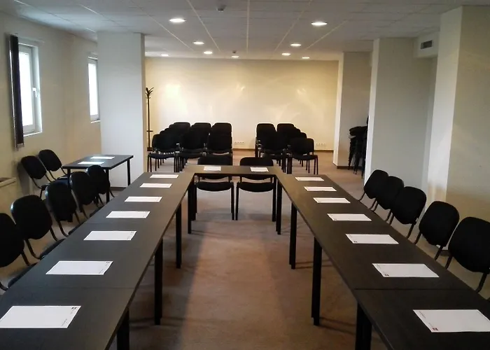 Ibis Airport Otel Sofya