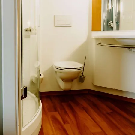 Ibis Airport Отель София