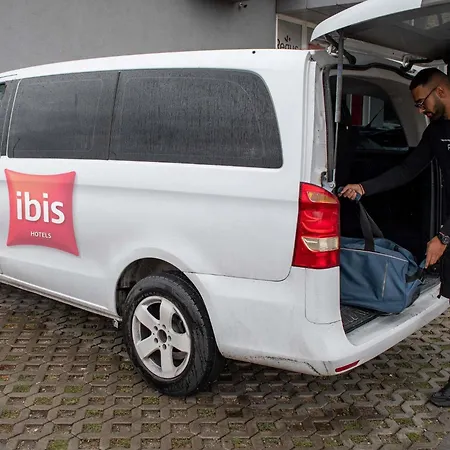 Ibis Airport